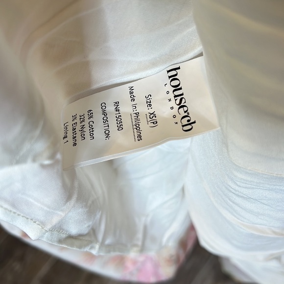 HOUSE OF CB 'Elia' Ivory Floral Midi Sundress NWOT - Picture 14 of 14